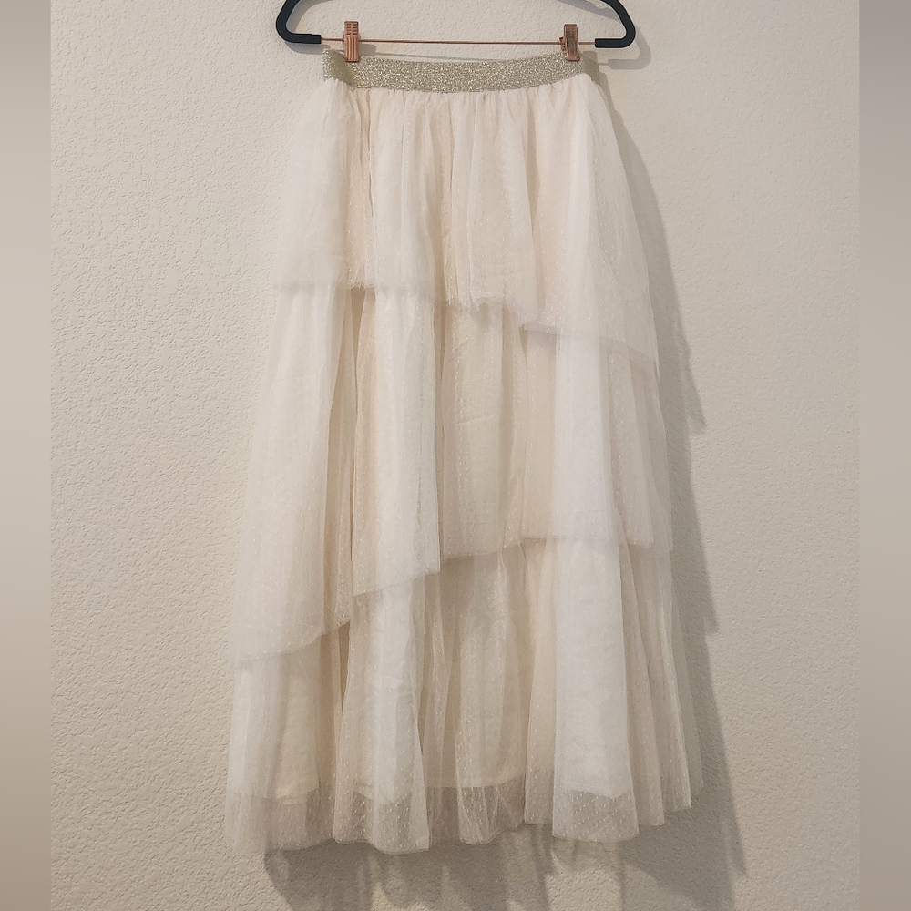 Asymmetrical Tiered Ruffle Tulle Skirt - Picture 2 of 4